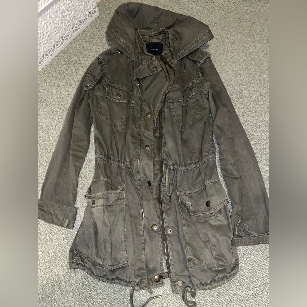 Army green ARITZIA trench coat